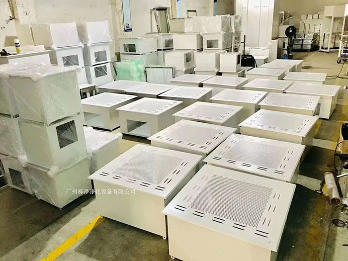 高效送風口通常安裝在潔凈室的天花板或墻壁上，送風面積較大，適用于大面積潔凈室。